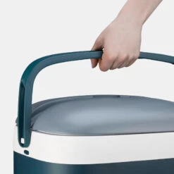 Quechua GLACIERE RIGIDE DE CAMPING - 22 LITRES - CONSERVATION AU FRAIS 5 HEURES -Outdoor Série Magasin glaciere rigide de camping 22 litres conservation au frais 5 heures 2